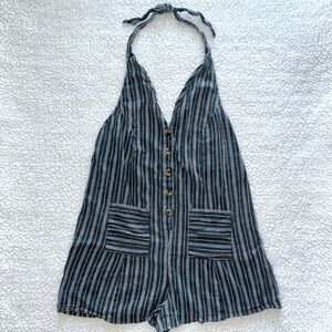 O’Neill halter romper jumper shorts jumpsuit striped buttons tie straps beach M